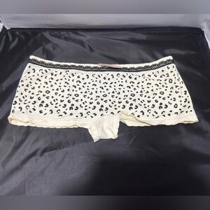 Pink Seamless Boy Short Panty xl Victoria secret leopard  new with tag